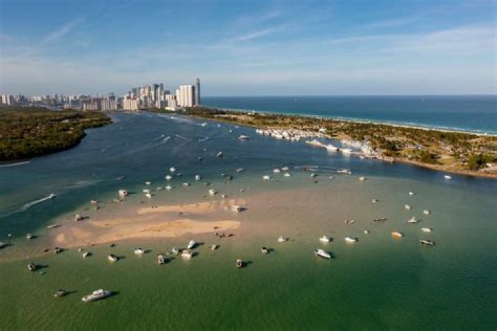 Where are the sandbars in Miami?